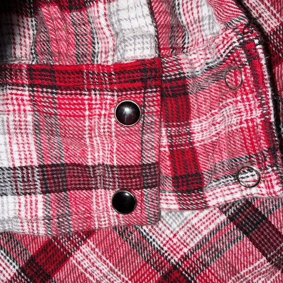 BTC Red Plaid Pearl Snap Long Sleeve Flannel
2XL - Picture 4 of 6